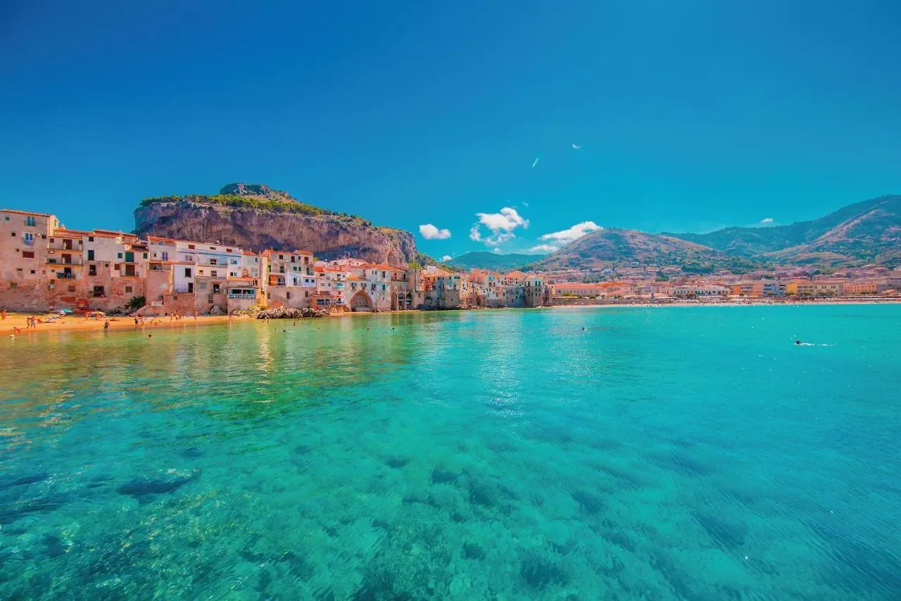 Molo Sea View Apartment Cefalu