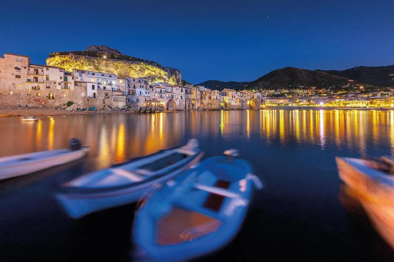 Molo Sea View Apartment Cefalu 0*,  Italy