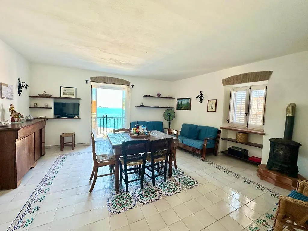 Molo Sea View Apartment Cefalu